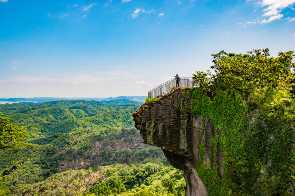 鋸山（のこぎりやま）